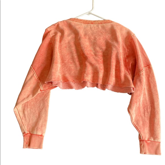 Cropped Sweater - Picture 2 of 3